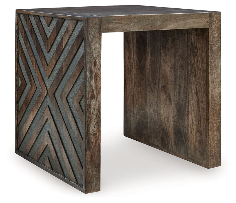 Dreggan - Square End Table - Brown