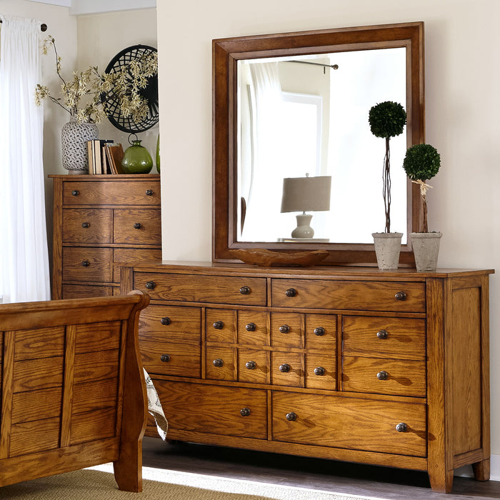 Grandpas Cabin - 7 Drawer Dresser - Aged Oak