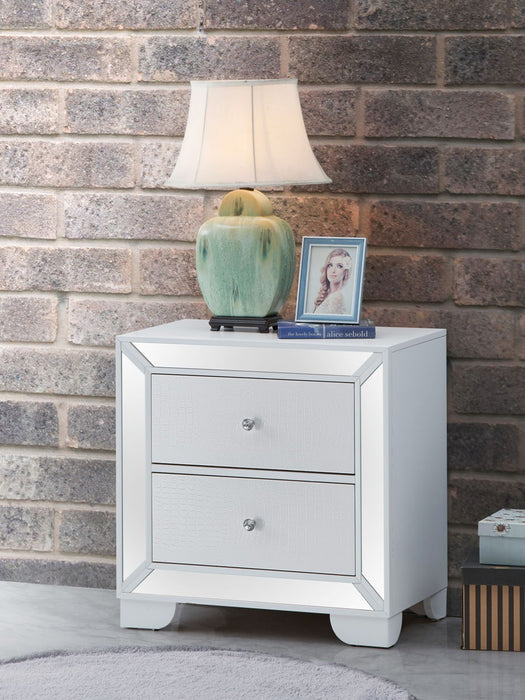 Hollywood Hills - G8180-N Nightstand -White