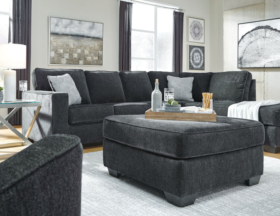 Altari - Sectional With Chaise