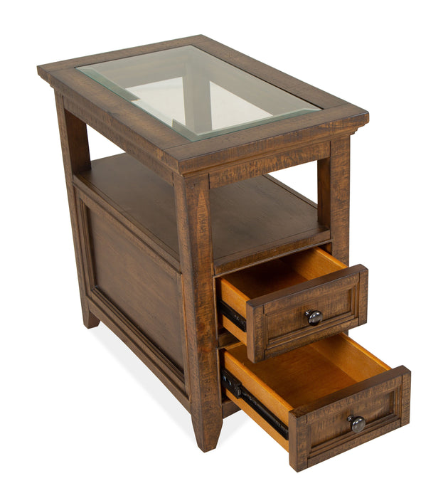 Bay Creek - Chairside End Table - Toasted Nutmeg